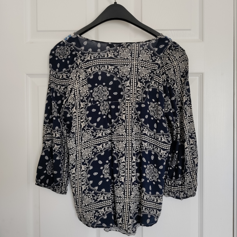 SOLITAIRE Misses size M 3/4 sleeve peasant top - Picture 2 of 6